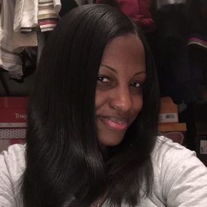 Meet your Posher, Deanna